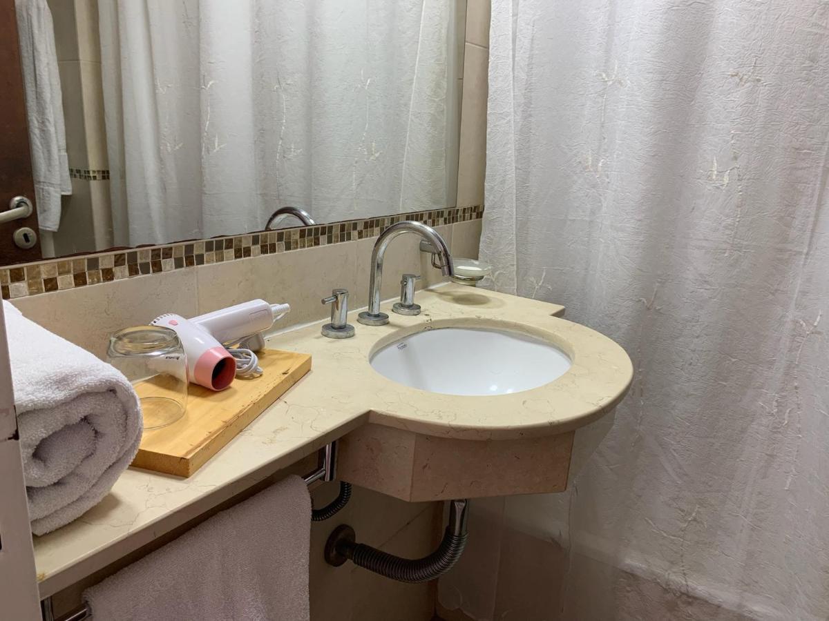 Arroyito Apartment *